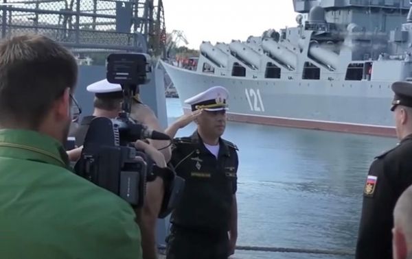 Командира российского фрегата Адмирал Макаров уведомили о госизмене