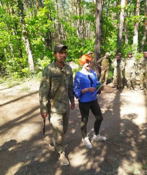 «В небі зривались ракети, а ми давали шлюбну обітницю». Волонтерка і військовий з Вінниччини одружились на фронті                     
