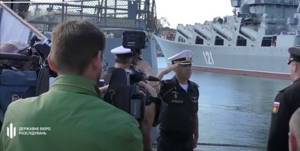 Зраднику родом з Вінниччини, командиру фрегата «Адмірал Макаров», з якого росіяни ракетами обстрілюють наші міста, оголосили про підозру                     
