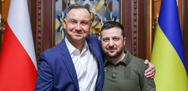 
Если РФ не остановить, она вторгнется в другие страны. Мнения поляков и венгров – полярны 