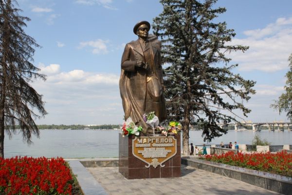В Днепре хотят демонтировать памятник Маргелову