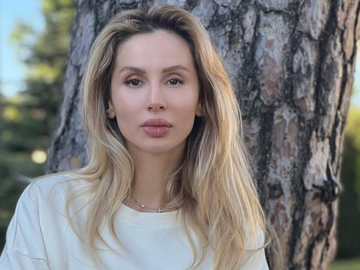 Не оставила дом: стало известно, сколько LOBODA пожертвовала на восстановление Ирпеня