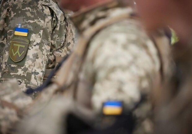 В Киеве аферисты вымогали деньги у родственников пленных военных 