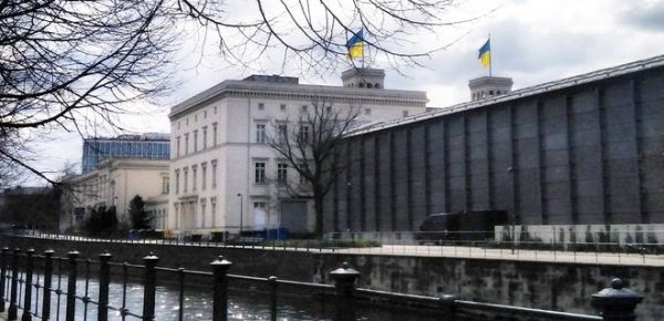 
Большинство немцев за поддержку Украины, несмотря на высокие цены на энергоносители: опрос 
