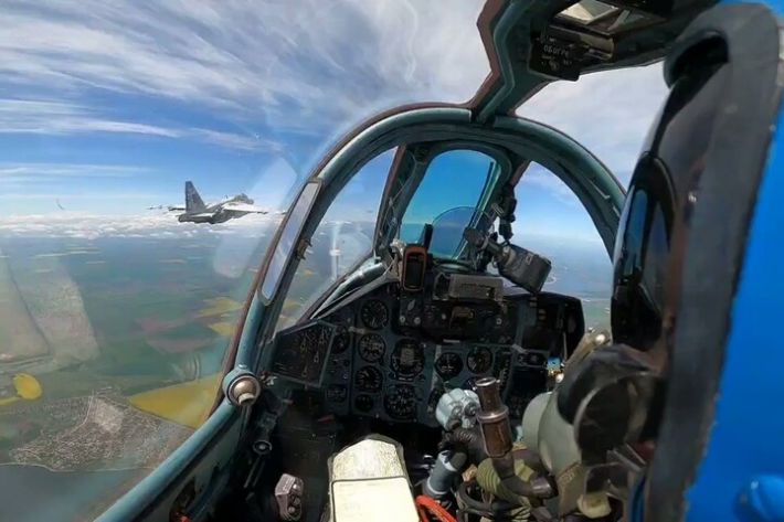 Был "юбилейный" боевой вылет: Зеленский раскрыл детали гибели пилота-героя