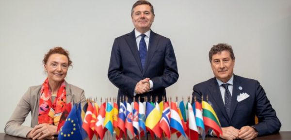 
Украину по ускоренной процедуре примут в члены Банка развития Совета Европы 