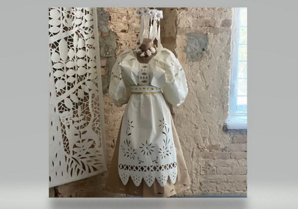 Витинанки у вигляді сукні, рушників, та картин: На Вінниччині - єдиний в Україні музей витинанки                     
