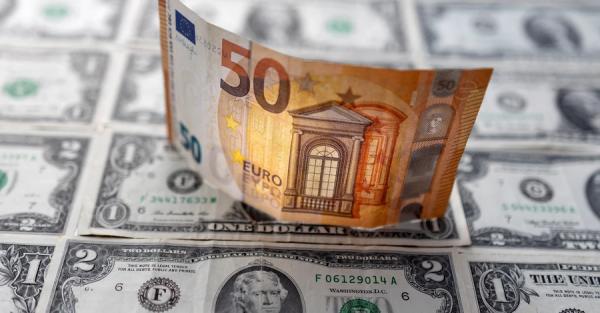 Евро упал ниже доллара впервые с 2002 года - Новости экономики