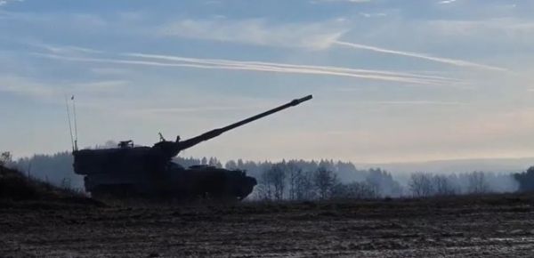 
Однажды в Италии. Передача гаубиц Украине задержана из-за бдительной полиции Неаполя – СМИ 