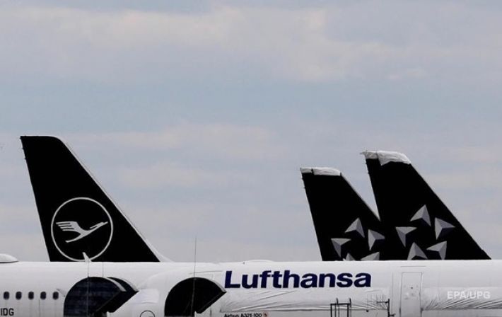 Lufthansa отменила более тысячи авиарейсов из-за забастовки