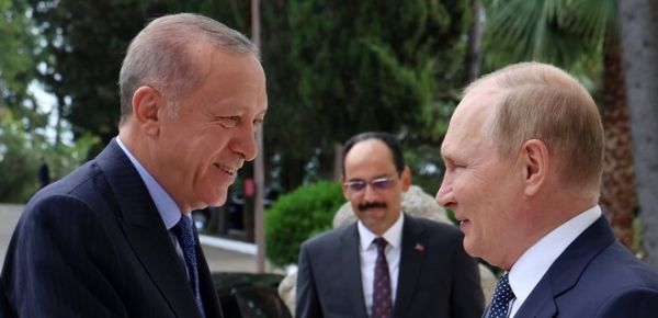 
Туреччина вихваляється торговим бумом з Росією, ігноруючи заклики до санкцій – Bloomberg 