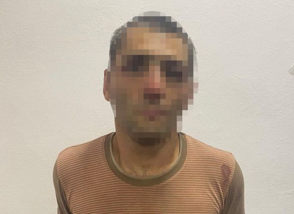 На Вінниччині шахрай ошукав жінку на 37 тисяч доларів та при втечі намагався наїхати на правоохоронців 