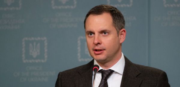 
У Зеленського обговорюють концепцію радикальної податкової реформи "10-10-10" 