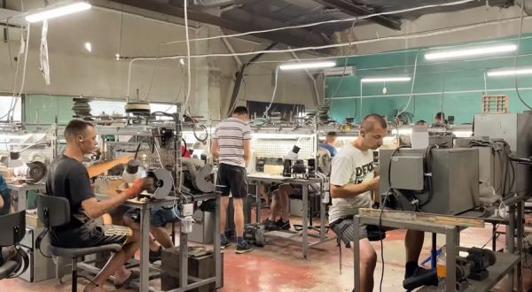  Майже 200 людей знайшли роботу на харківському підприємстві, яке переїхало до Вінниці                    
