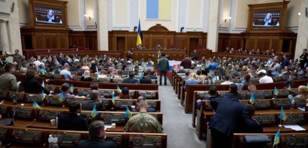 Рада підтримала збільшення оборонних видатків на 270 млрд грн
Рада підтримала збільшення оборонних видатків на 270 млрд грн