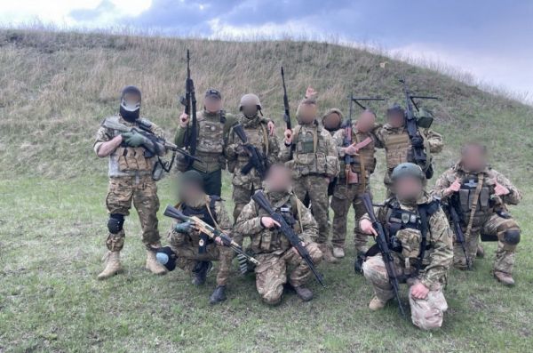 Вінницька волонтерка розігрує рашистський вогнемет за донат на автомобіль для ЗСУ                    
