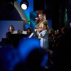 Концерт для «Національних легенд України»: MONATIK, Могилевська, Pianoбой виступили у метро