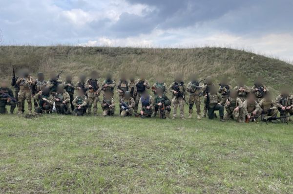 Вінницька волонтерка розігрує рашистський вогнемет за донат на автомобіль для ЗСУ                    
