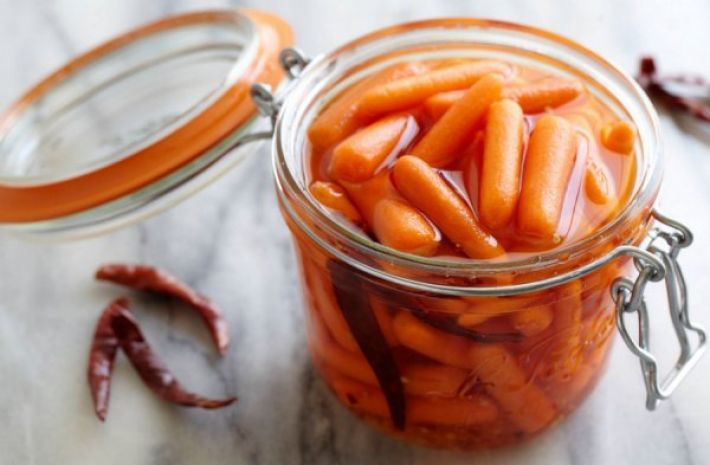 Идеально для салата. Рецепт маринованной моркови на зиму