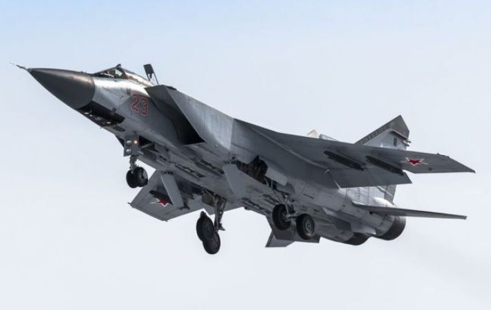 Россия перебросила три истребителя с "Кинжалами" под Калининград