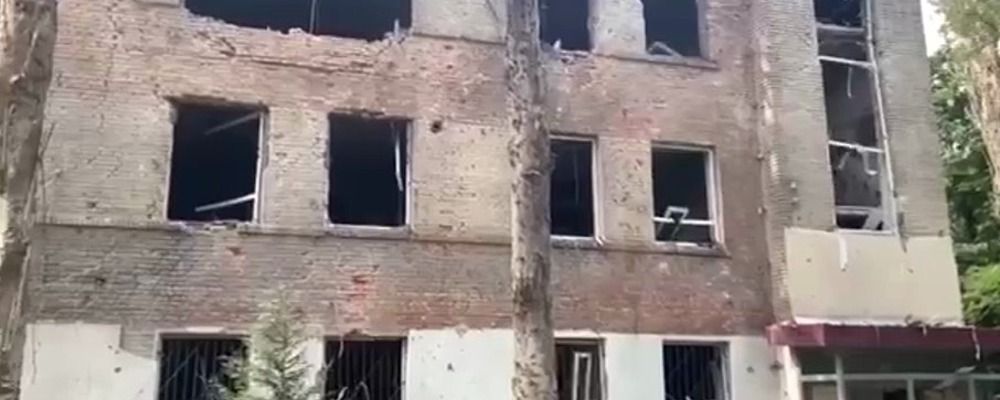 росіяне випустили по школі-інтернату на Запоріжжі 5 ракет: будівля майже вщент зруйнована