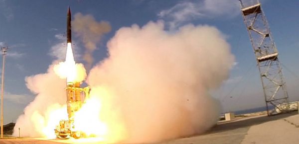
Німеччина хоче придбати ізраїльську систему ПРО, здатну збивати ракети в космосі 