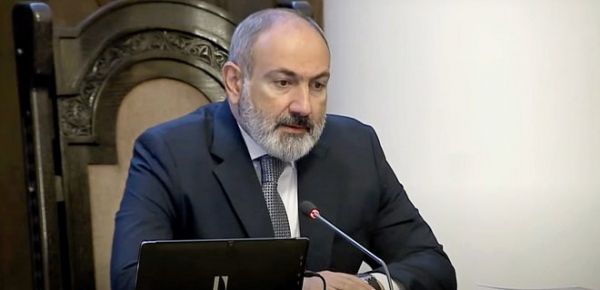 
Пашинян нарікає, що союзники не дають Вірменії вже закуплене озброєння. Хто це, не сказав 