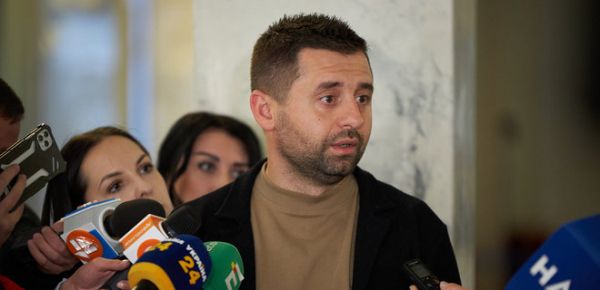 
Арахамія забракував податкову реформу "10-10-10": розрахунків немає, Захід не підтримає 