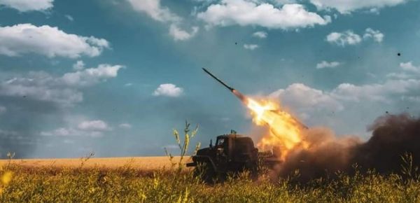 
ЗСУ знищили 450 російських військових, 23 танки та 24 артсистеми: зведення втрат армії РФ 