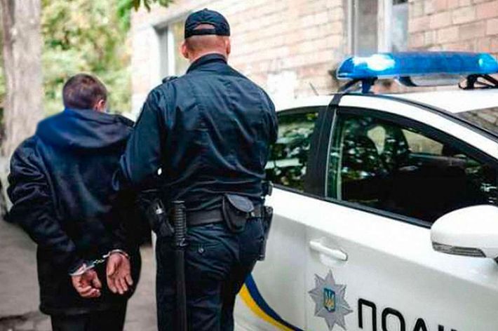 "Россия, забери меня, я прошу тебя": в полиции рассказали подробности задержания полуголого мужчины в Ирпене