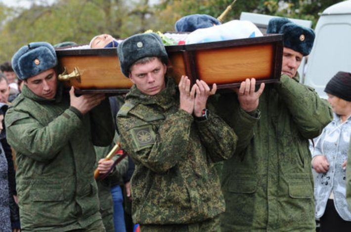 В России впервые официально сообщили о смерти 5 мобилизованных на войне против Украины