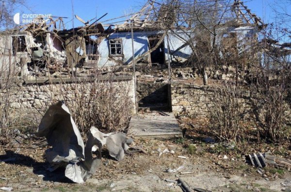 На Вінниччині внаслідок падіння уламків ракет пошкоджені приватні будинки, постраждалих немає                    
