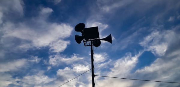 
Повітряні тривоги у робочий день обходяться економіці України у понад 7 млрд грн 