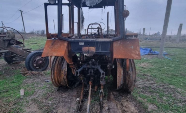 Фермерские войны: в Измаильском районе сгорели еще четыре трактора (фото)