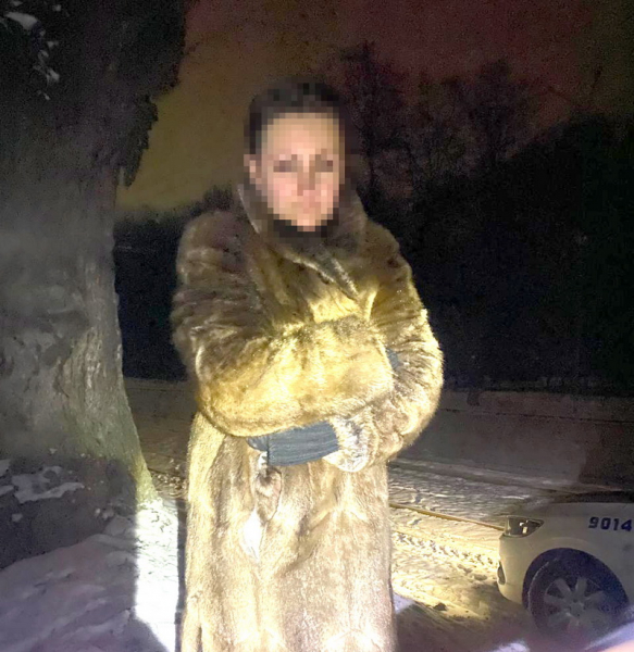 У Вінниці жінка пограбувала працівницю аптеки                     
