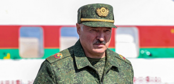 
У Білорусі медикам вручають повістки до військкоматів – DW 