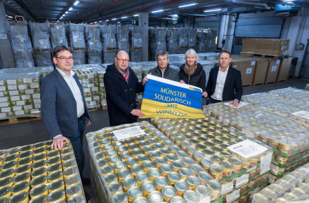 Німецьке місто Мюстер передало Вінниці модульні кухні для «пунктів незламності» та тушкованку                     
