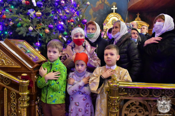 У вінницькому соборі ПЦУ вперше відзначають Різдво за Григоріанським календарем. Фото                    
