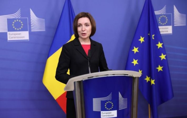 Украина сейчас защищает также и свободу Молдовы, - Санду