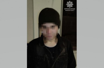 У Вінниці хлопець, який кричав та лаявся о третій ночі, отримав два адмінматеріали                     
