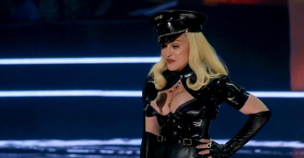 Мадонна анонсувала тур до 40-річчя кар'єри, де заспіває свої головні хіти