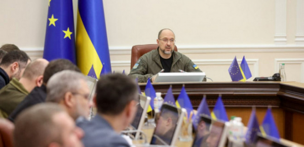 
Фінансова допомога: хто з партнерів дав найбільше грошей Україні та скільки 