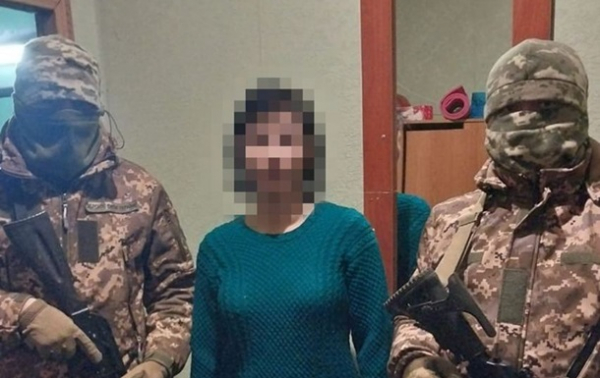 Затримано жінку, яка наводила ракети РФ по школах та електропідстанціях