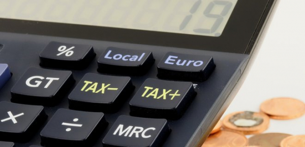 Євросоюз додав Росію до "сірого списку" податкових юрисдикцій
Євросоюз додав Росію до "сірого списку" податкових юрисдикцій