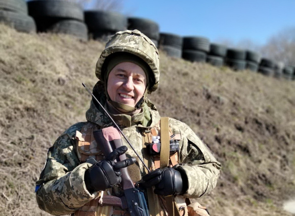 Лікар з Вінниччини повернувся в професію, щоб рятувати життя воїнів на передовій                     

