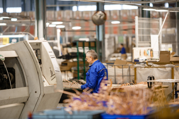 Завод у Вінниці розширює виробництво. Набирають працівників із сусідніх громад                     
