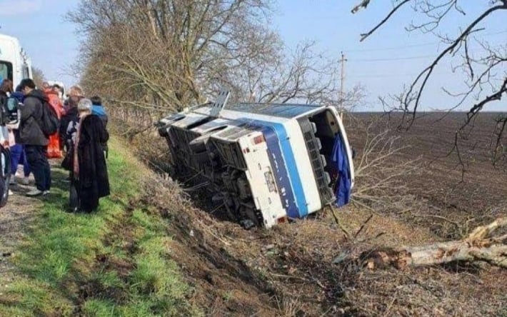 В Молдове перевернулся пассажирский автобус с украинцами: есть потерпевшие