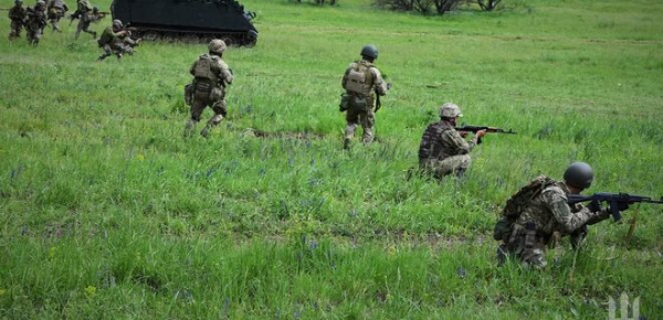 
Втрати Росії. Знищено 590 окупантів, 24 дрони та 10 танків 