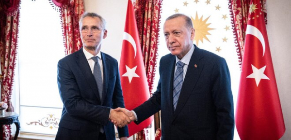 
Столтенберг говорив з Ердоганом: Швеція має шанс вступити до НАТО на саміті у Вільнюсі 