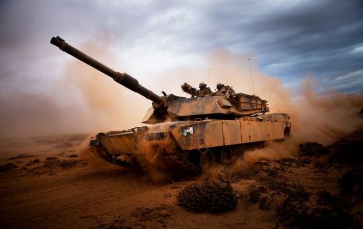 Обучение 200 украинцев на танках Abrams завершится в конце лета, - CBS